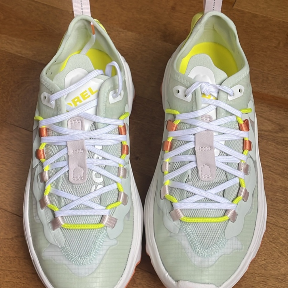 Sorel Kinetic Breakthru tech lace sneakers